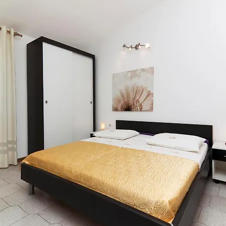 Guest house Lara Fazana