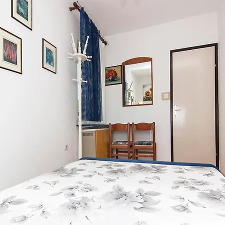 Guest house Lara